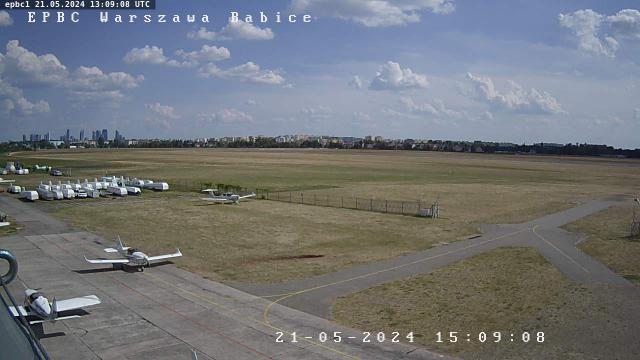 Widok z kamery na Lotnisko Babice w Warszawie